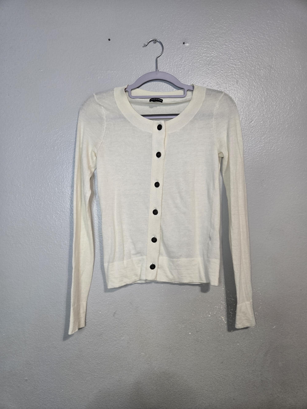 Club Monaco Cream Knit Cardigan with Decorative Button
